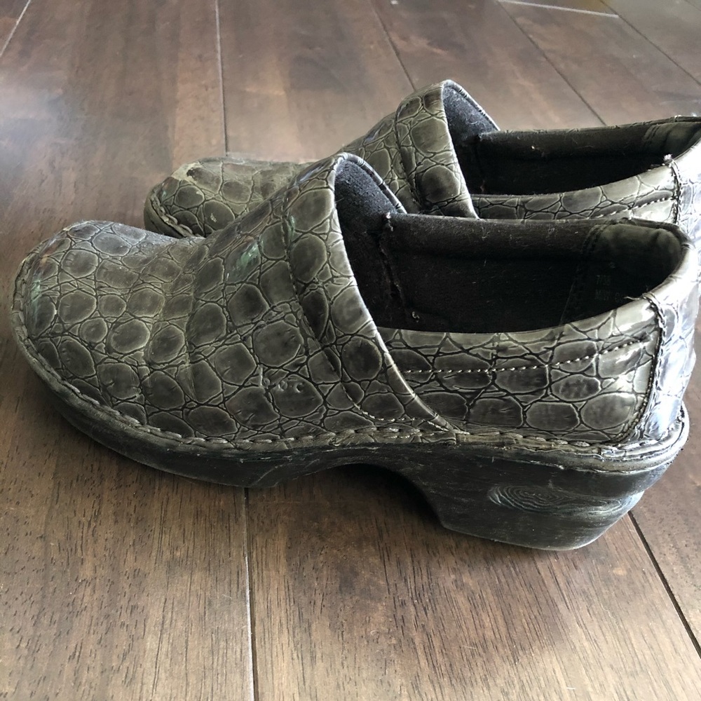 B.O.C. comfortable clogs